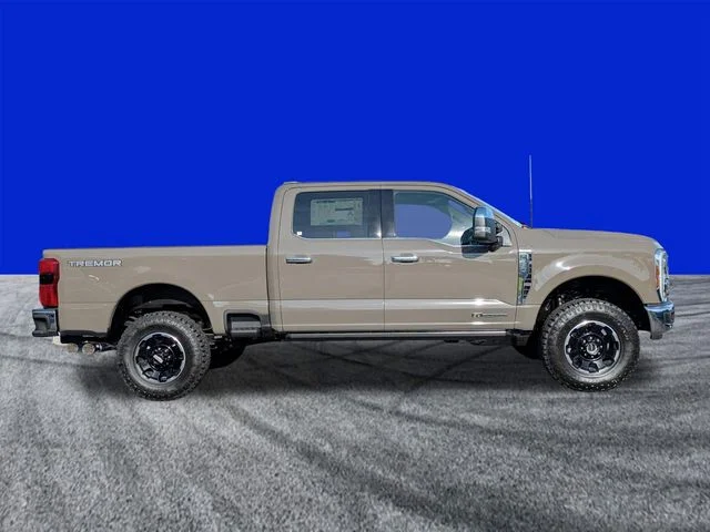 New 2026 Gray Ford King Ranch image 3