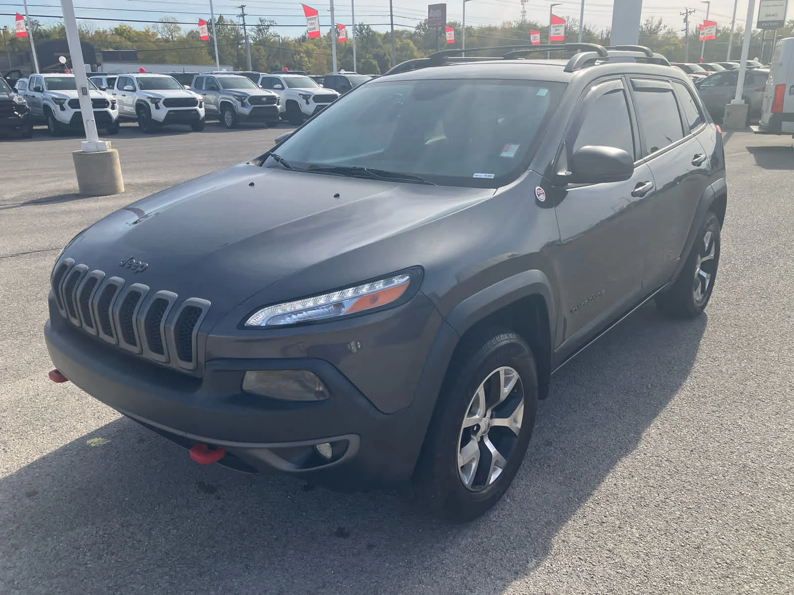 Used 2015 Granite Crystal Metallic Clearcoat Jeep Trailhawk image 3