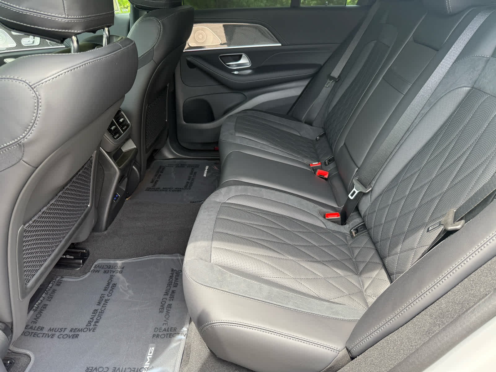 2025 Mercedes-Benz GLE AMG GLE63 S - Photo 11