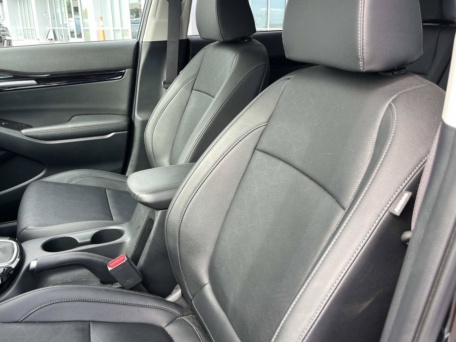 Used 2024 Fusion Black Kia EX image 28
