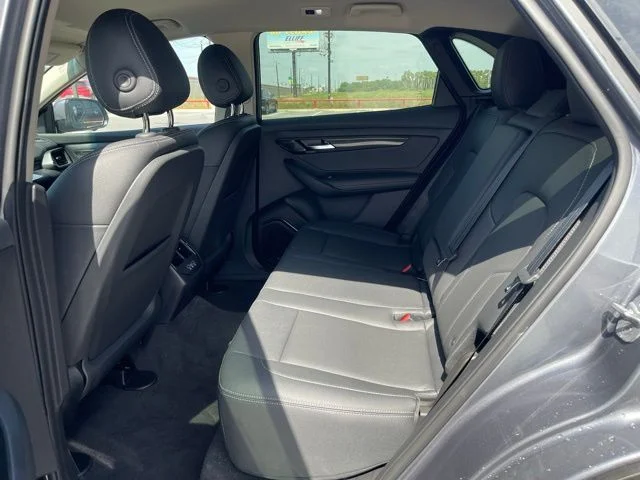 2025 VinFast VF 8 Eco - Photo 18