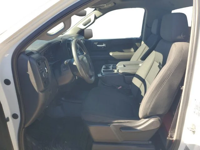 Used 2022 Summit White Chevrolet WT image 9