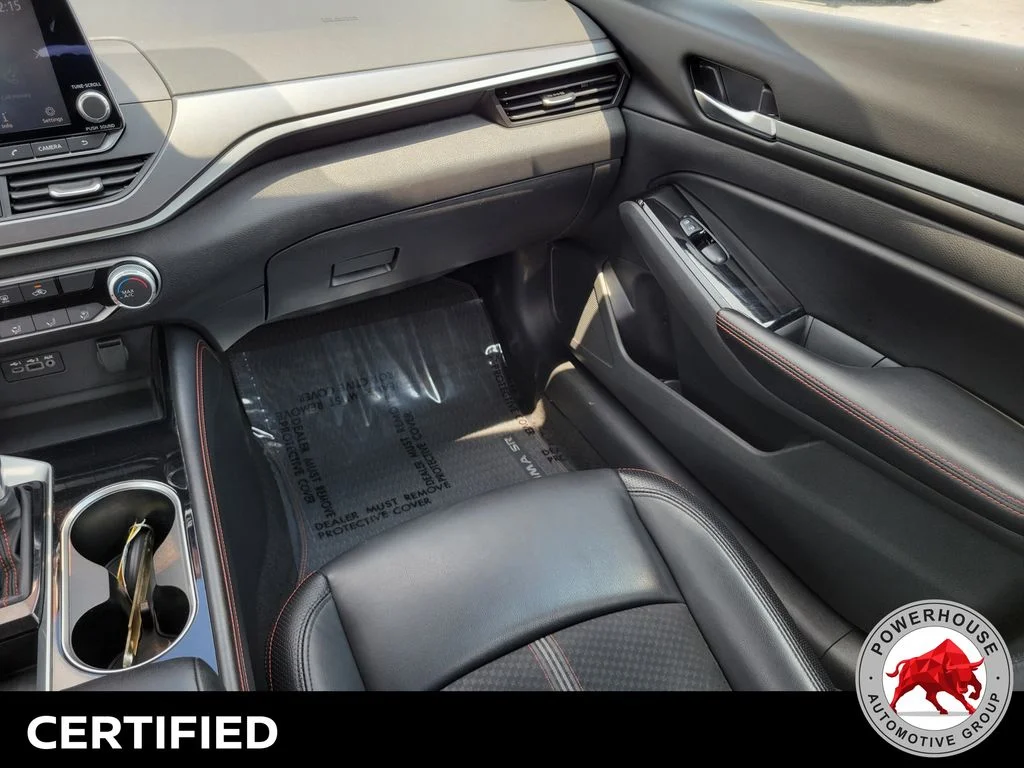 Used 2024 Silver Nissan 2.5 SR image 19