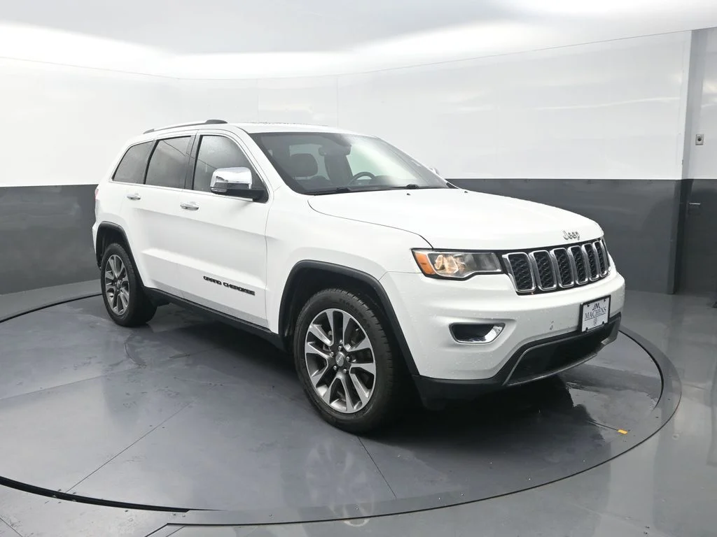 Used 2018 White Jeep Limited image 30
