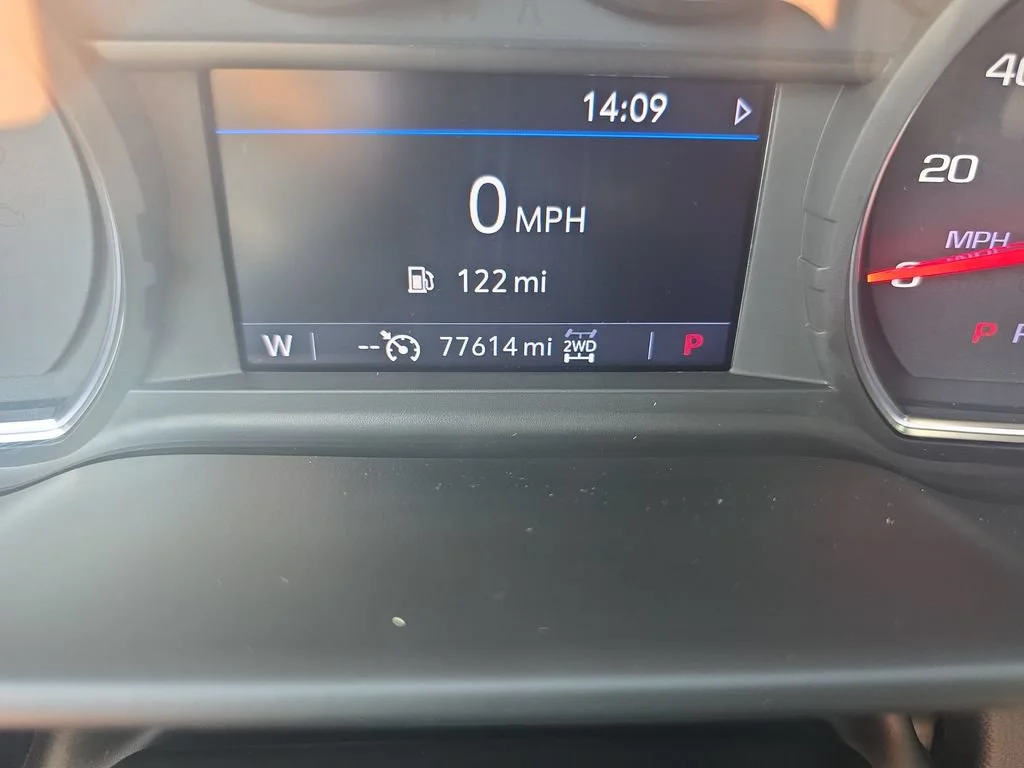 Used 2020 BLACK Chevrolet LT Trail Boss image 17