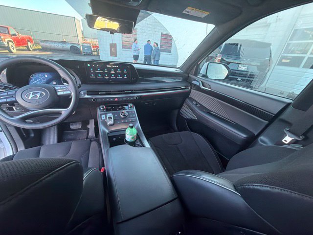 Used 2025 Black Hyundai Calligraphy Night Edition image 13