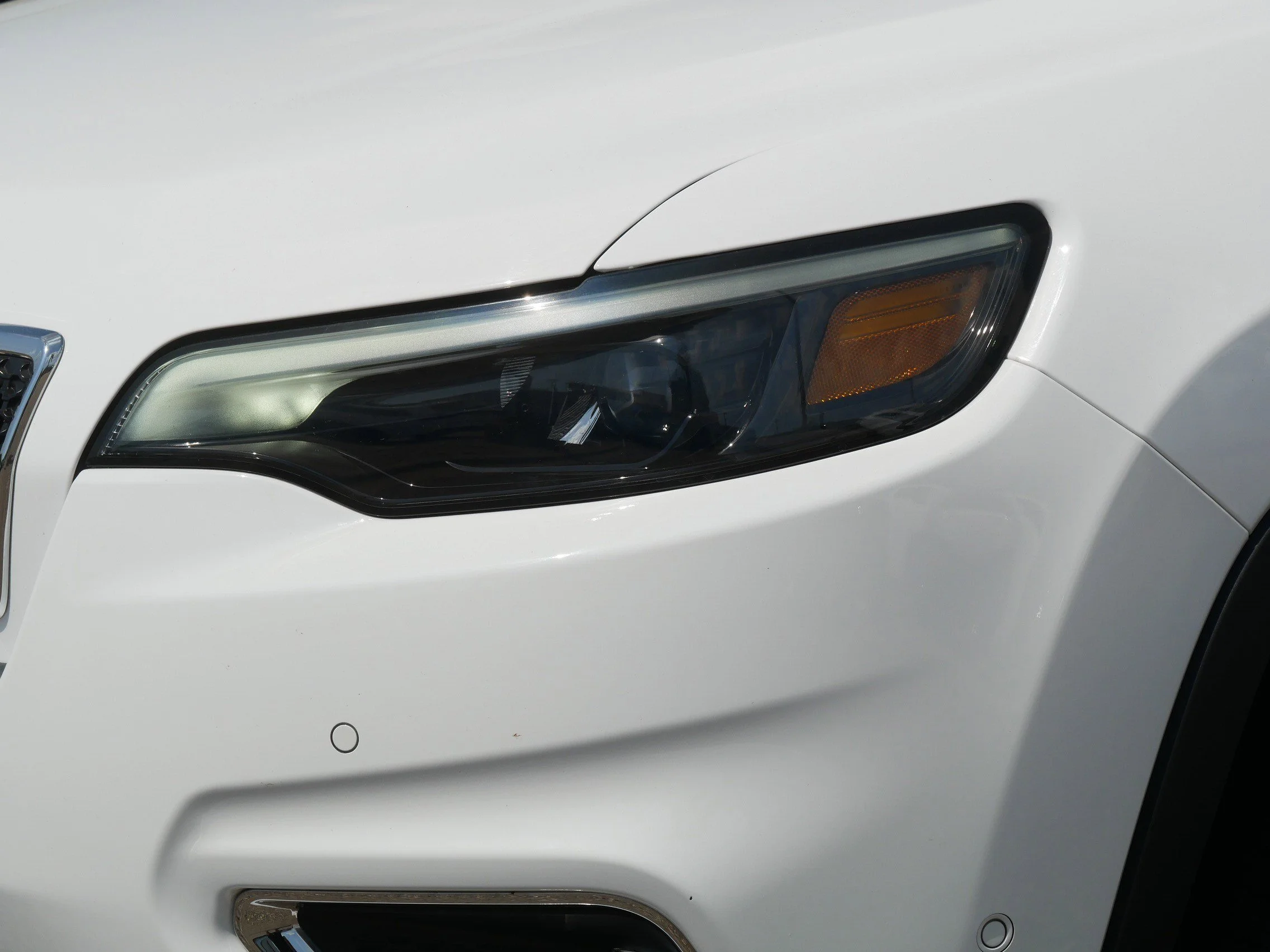 Used 2021 Bright White Clearcoat Jeep Limited image 16