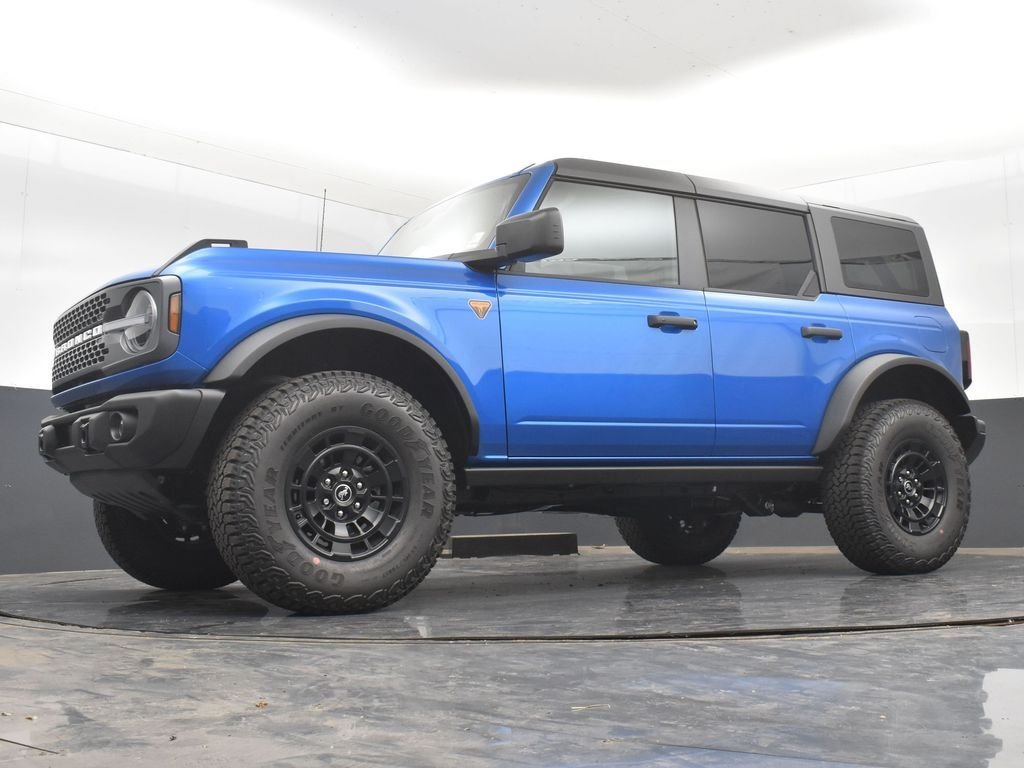 New 2026 Velocity Blue Metallic Ford Badlands® image 28