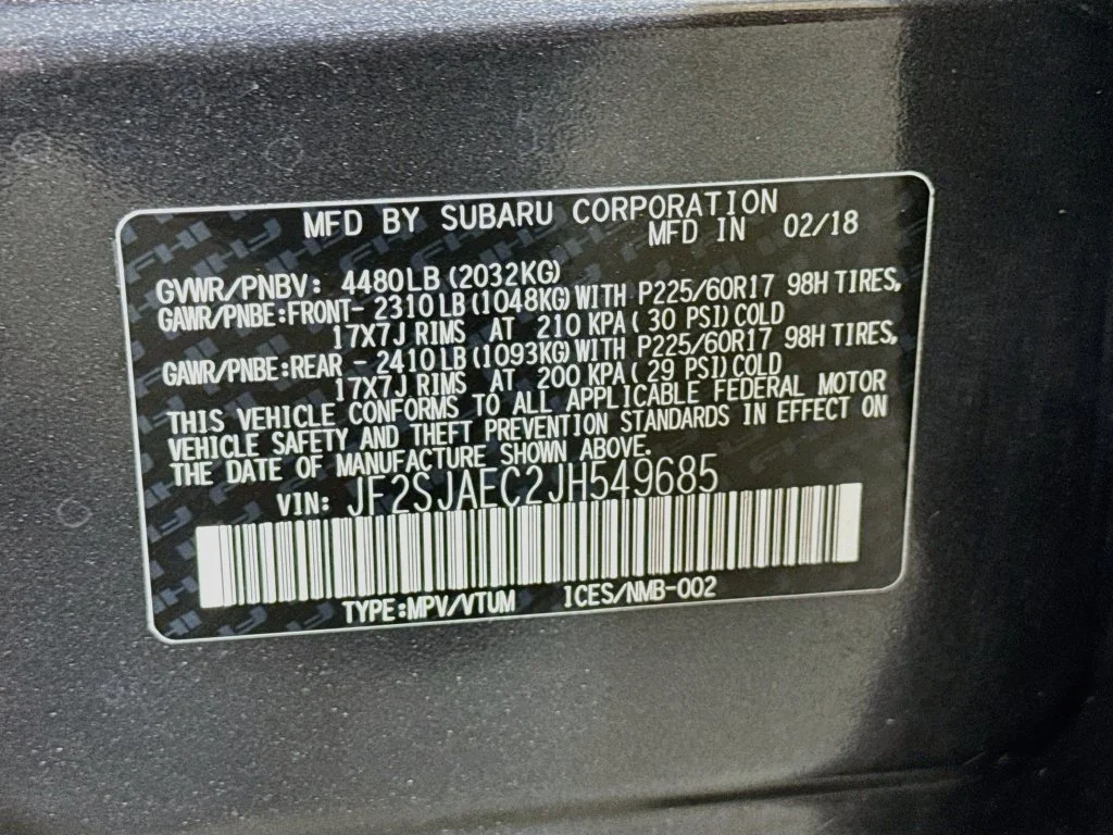 Used 2018 Gray Subaru 2.5i Premium image 40