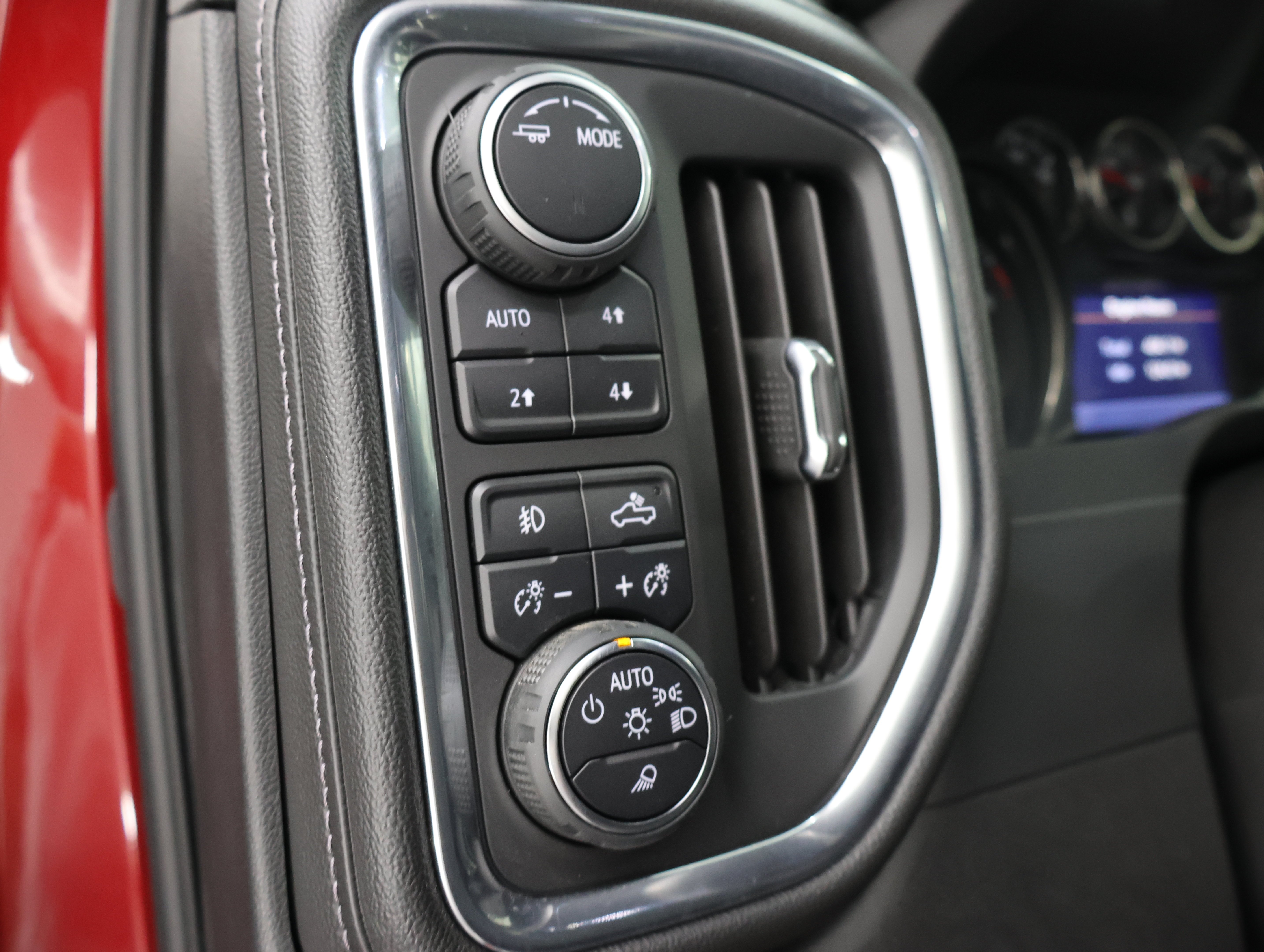 Used 2020 Cajun Red Tintcoat Chevrolet 4x4 Crew Cab LTZ: CREW-LONG-LTZ-6.6L DURAMAX-Z71-4WD- image 44