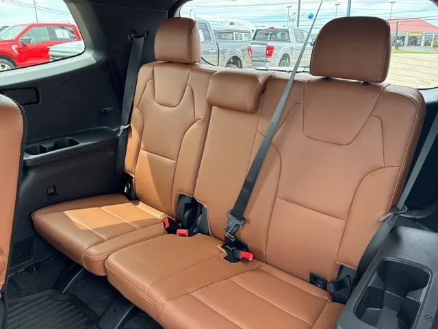 Certified Used 2025 Wolf Gray Kia EX X-Line image 22
