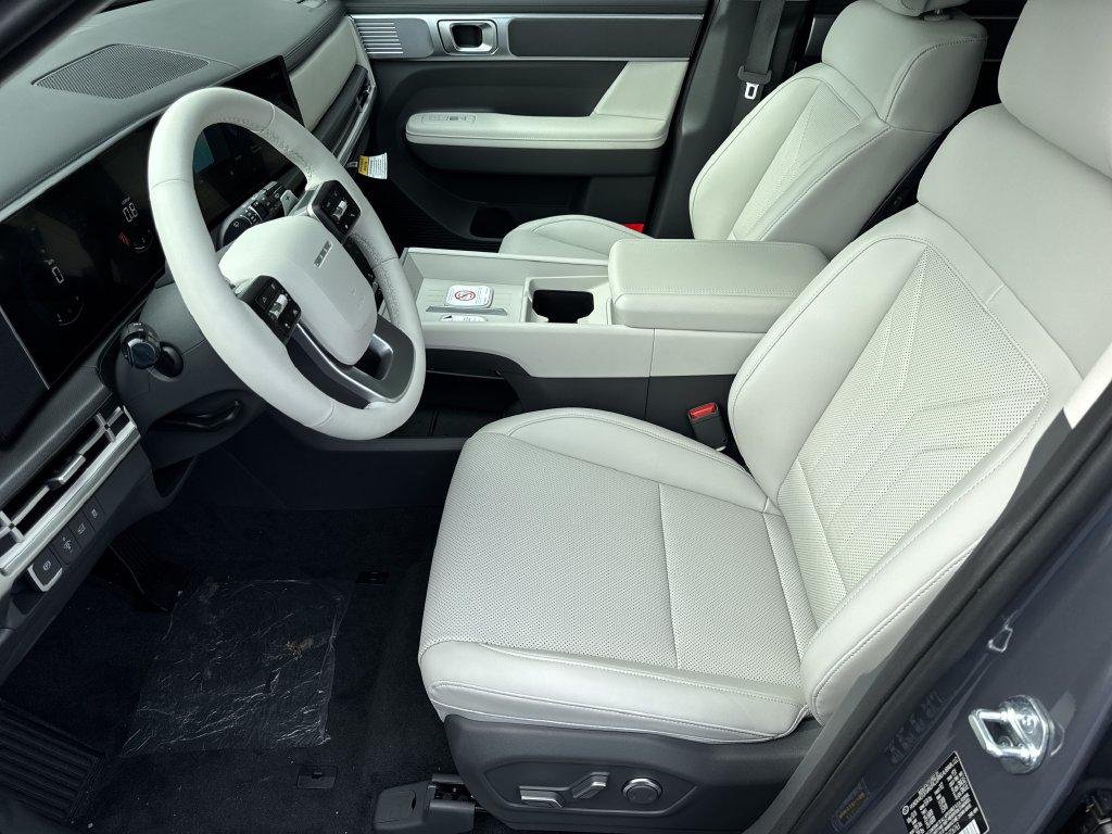 New 2026 Gray Hyundai SEL FWD image 9