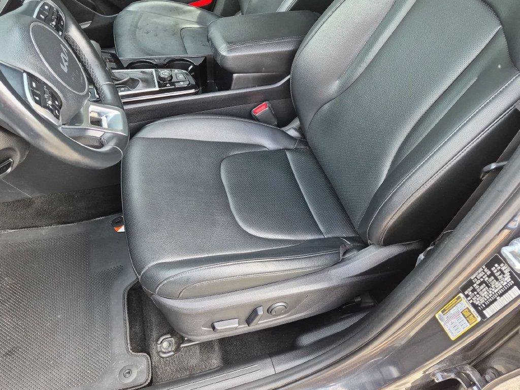 Certified Used 2024 Gray Kia EX image 20