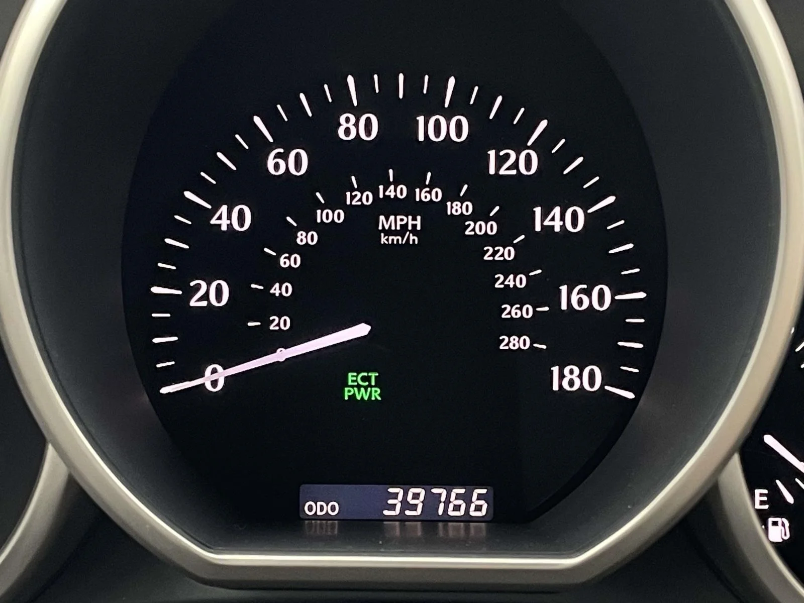 Used 2007 Obsidian Lexus Base image 15