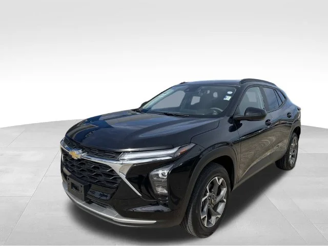 Used 2025 Black Chevrolet LT image 5