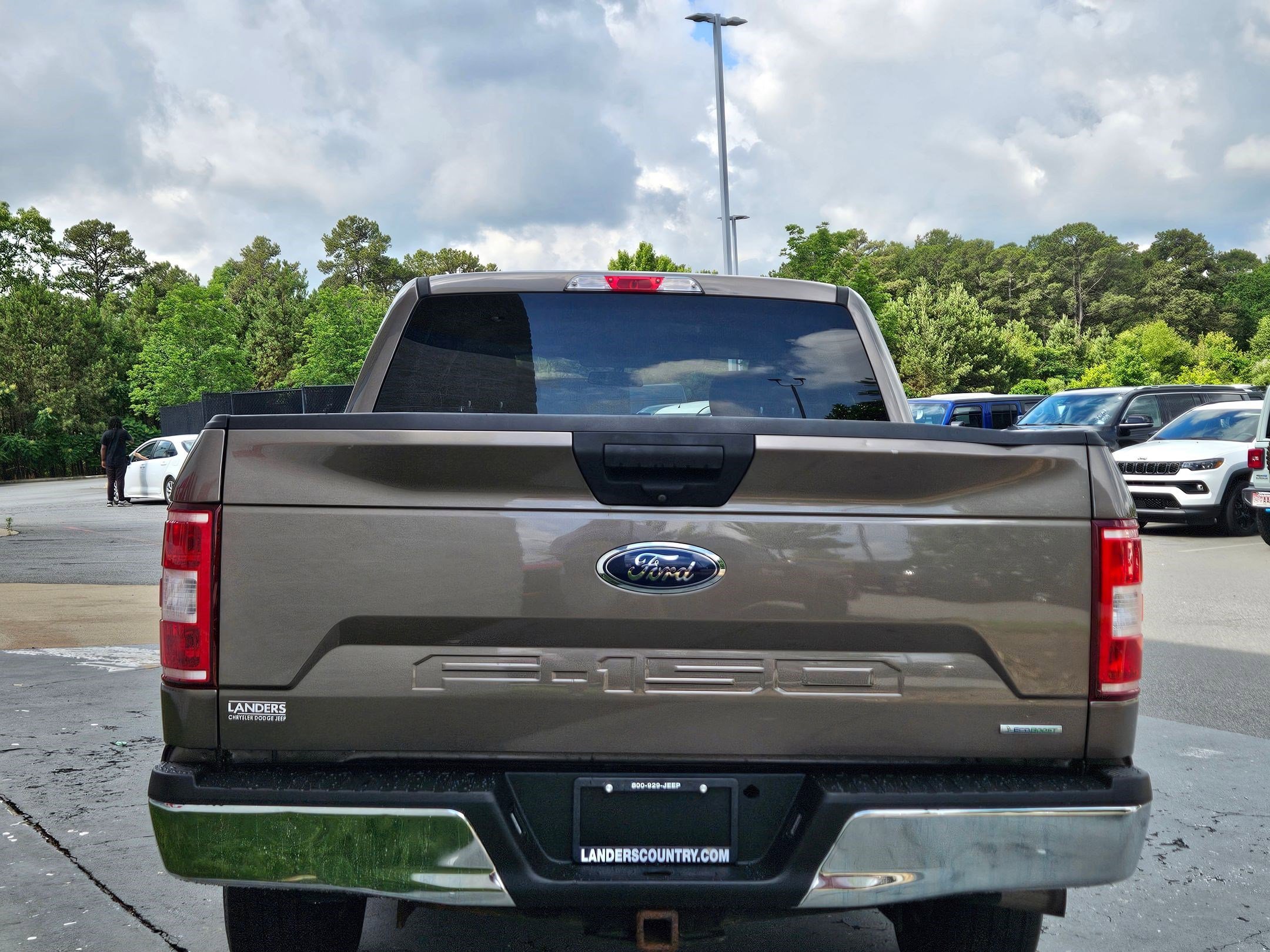Used 2018 Stone Gray Ford XLT image 6
