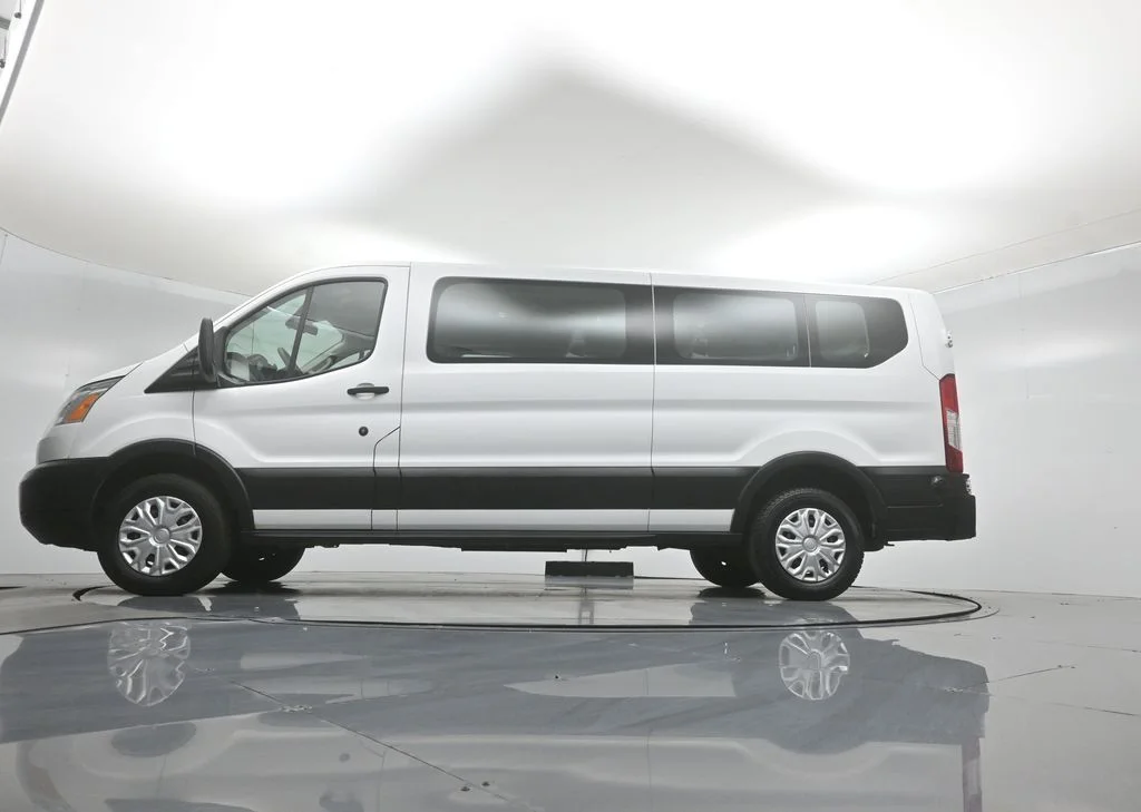 Used 2019 White Ford XLT image 8