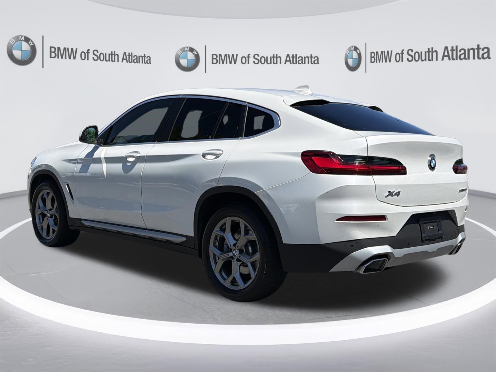 Used 2025 Mineral White Metallic BMW xDrive30i image 25