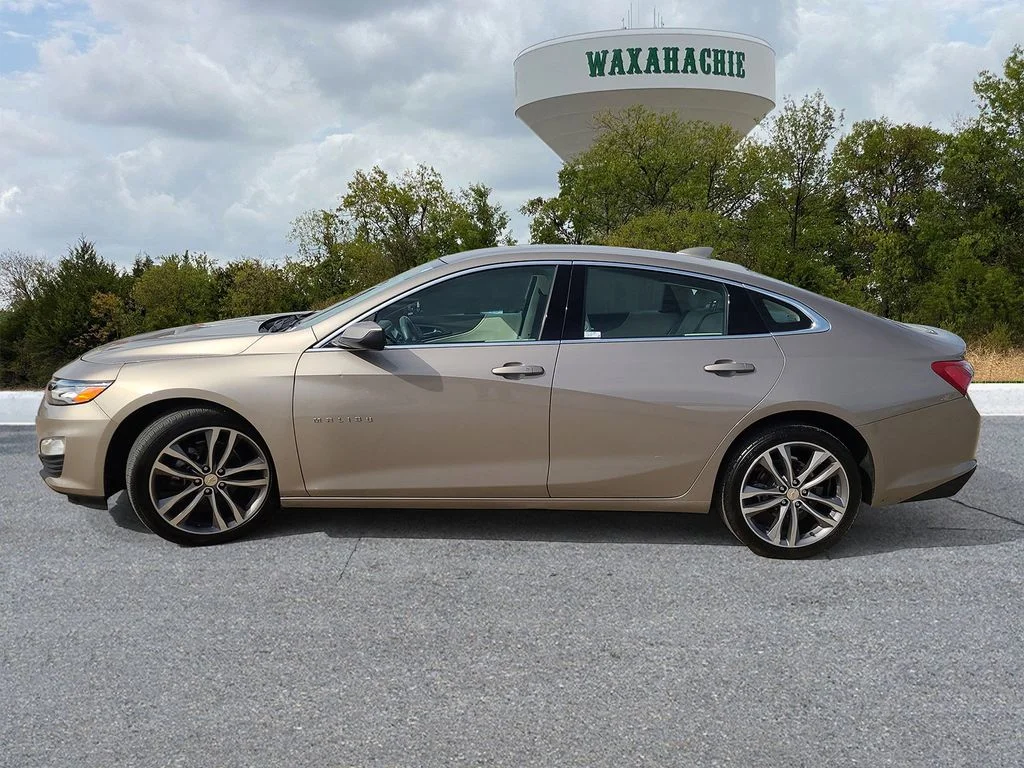 Used 2024 Gray Chevrolet LT image 3