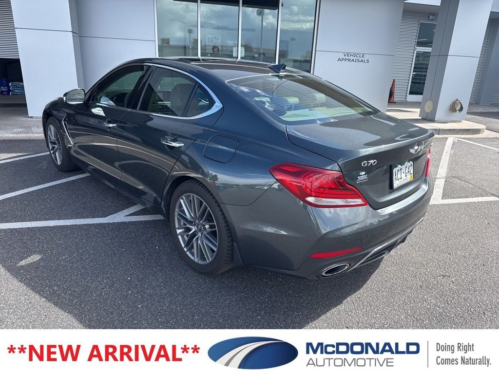 Used 2019 Black Genesis 3.3T Design image 3