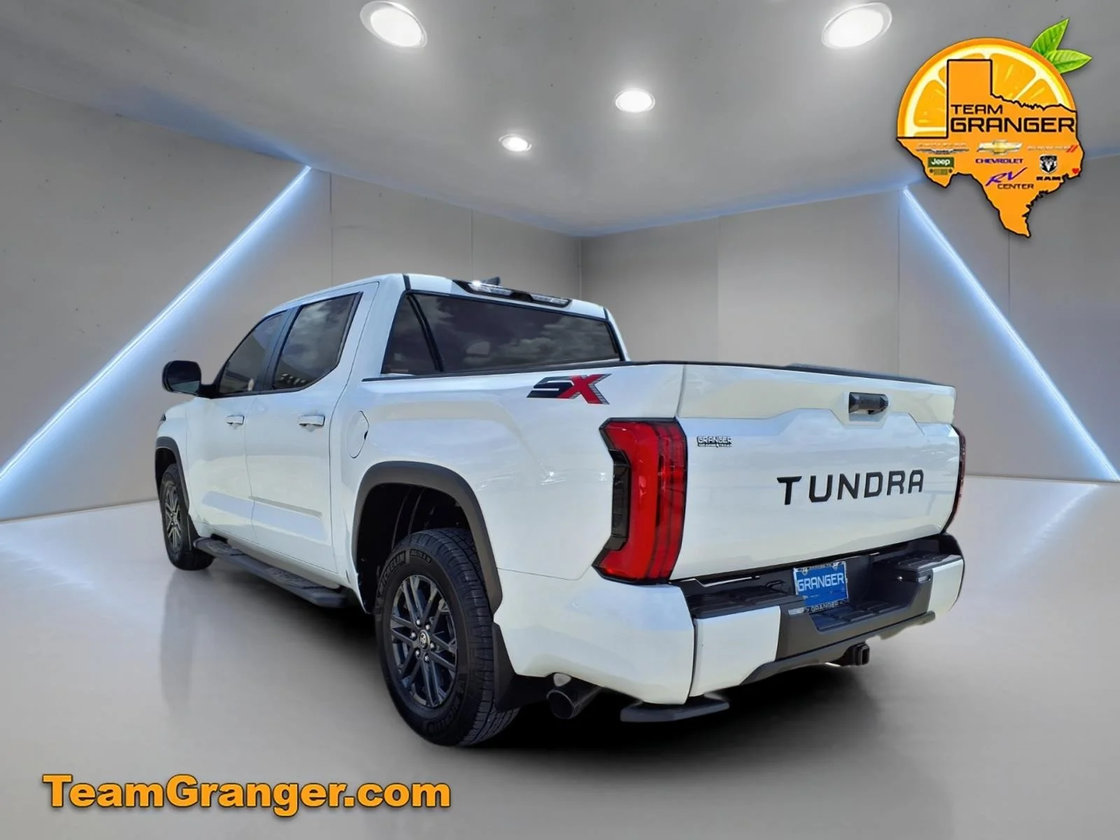 Used 2025 White Toyota SR5 image 2