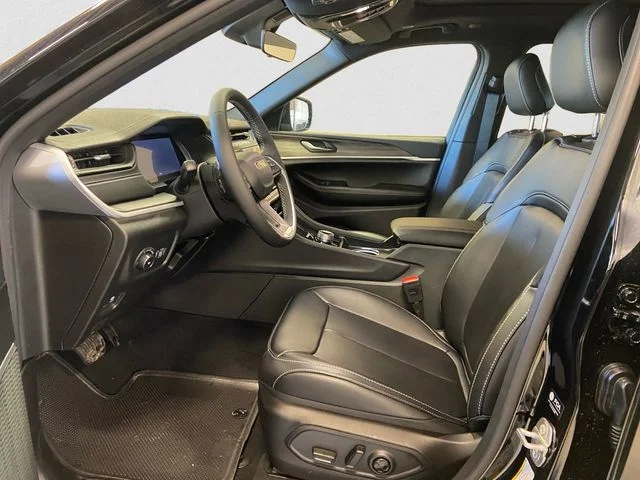 New 2026 Black Jeep Limited image 9