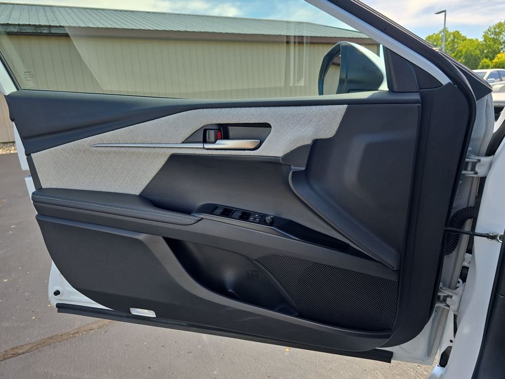 Certified Used 2025 Beige Toyota XLE image 31