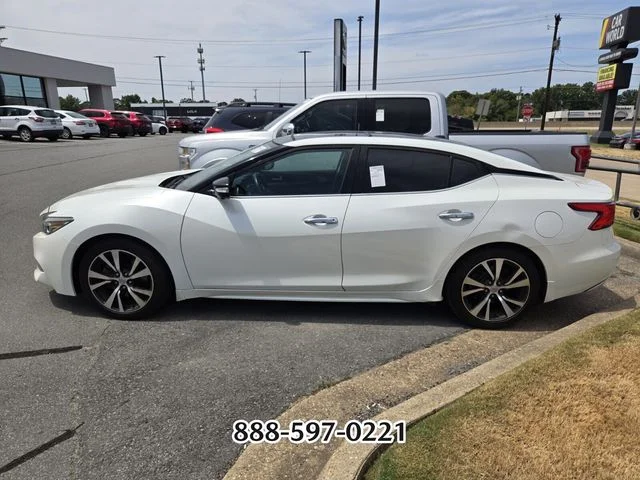 Used 2016 White Nissan Platinum image 2