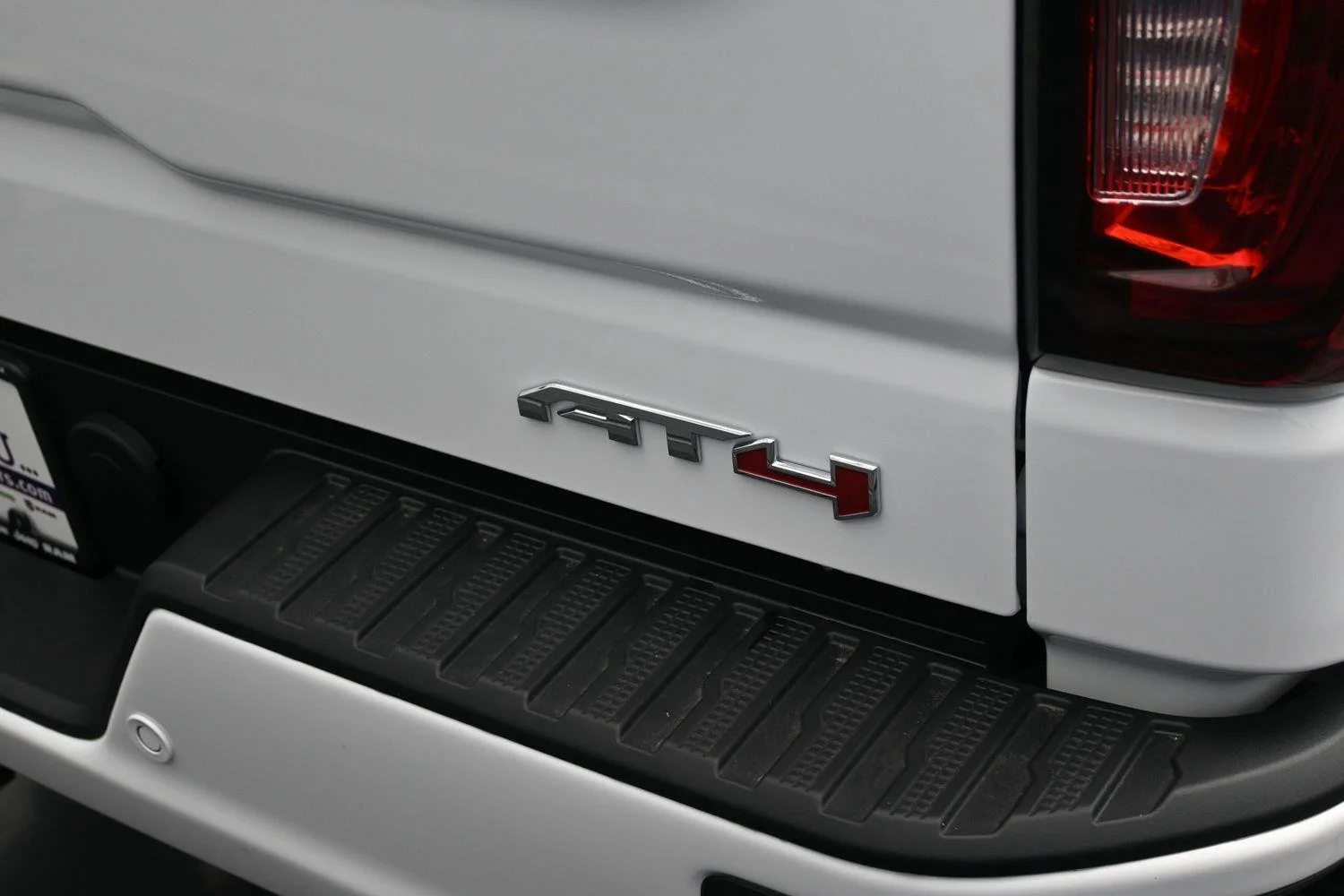 2026 GMC Sierra 1500 AT4 - Photo 17