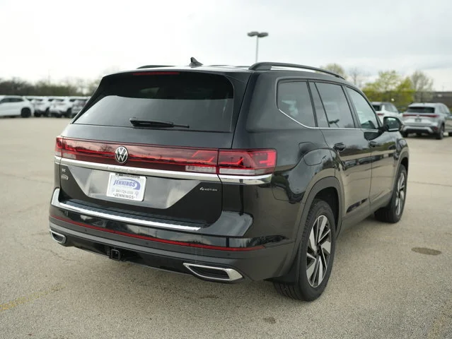 New 2026 Deep Black Pearl Volkswagen 2.0T SE W/TECHNOLOGY image 8