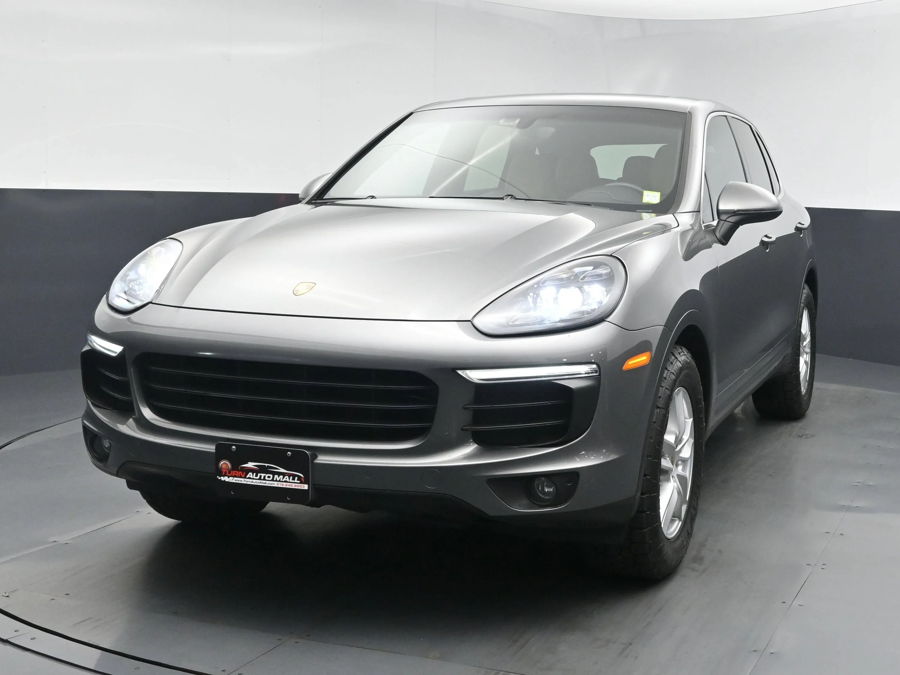 2016 Porsche Cayenne Tiptronic's photo