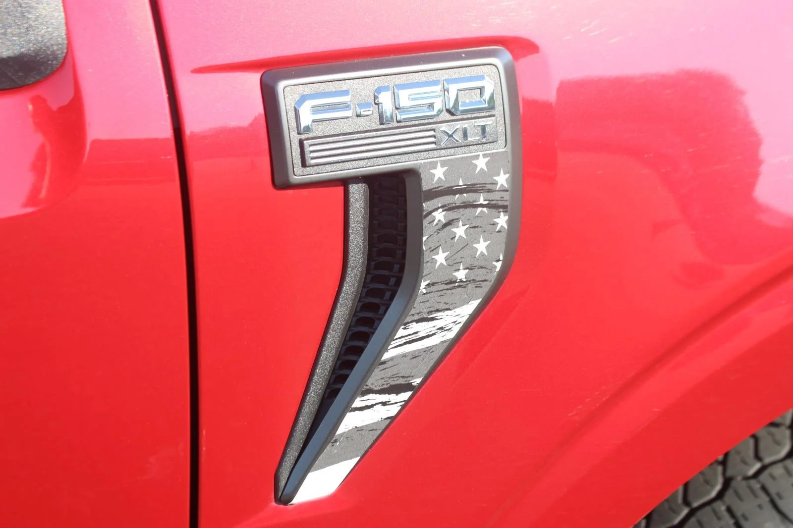 Used 2021 Red Ford XL image 12
