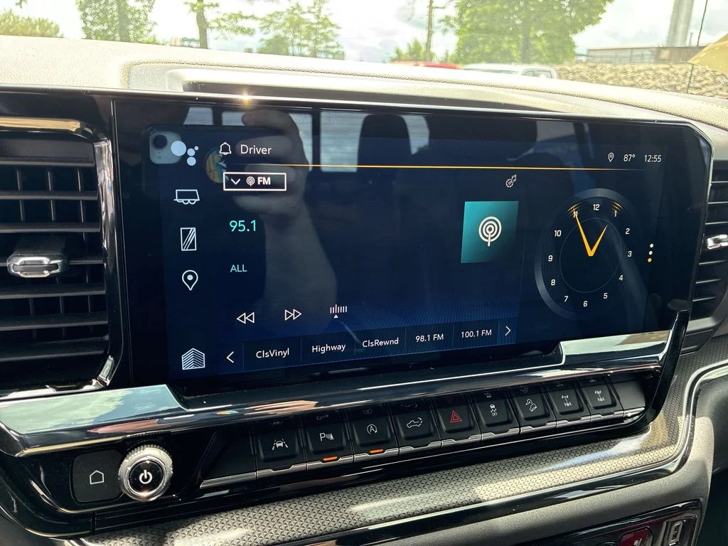 Used 2022 Blue Chevrolet ZR2 image 15
