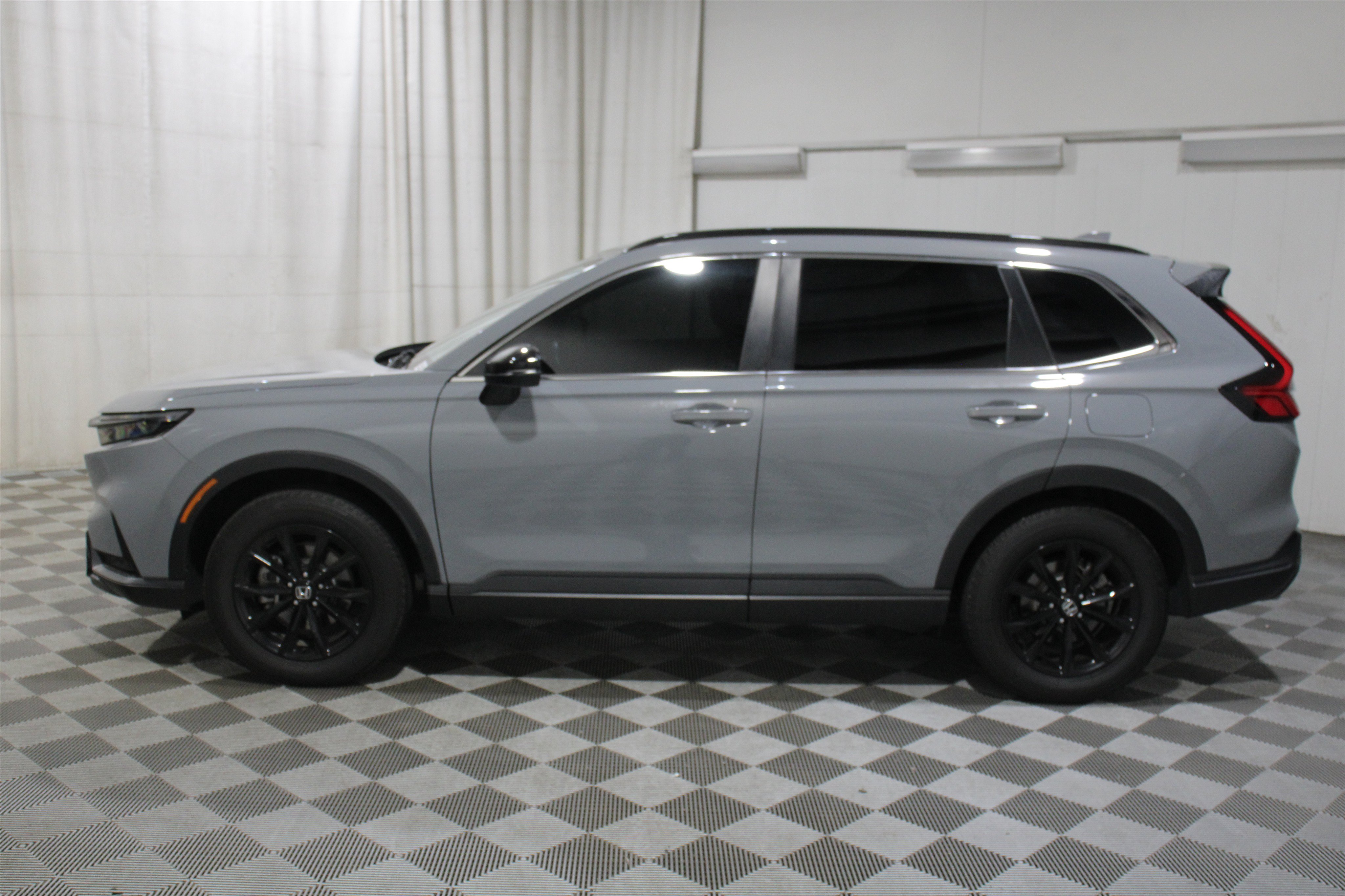 Used 2025 Crystal Black Pearl Honda Sport-L image 37