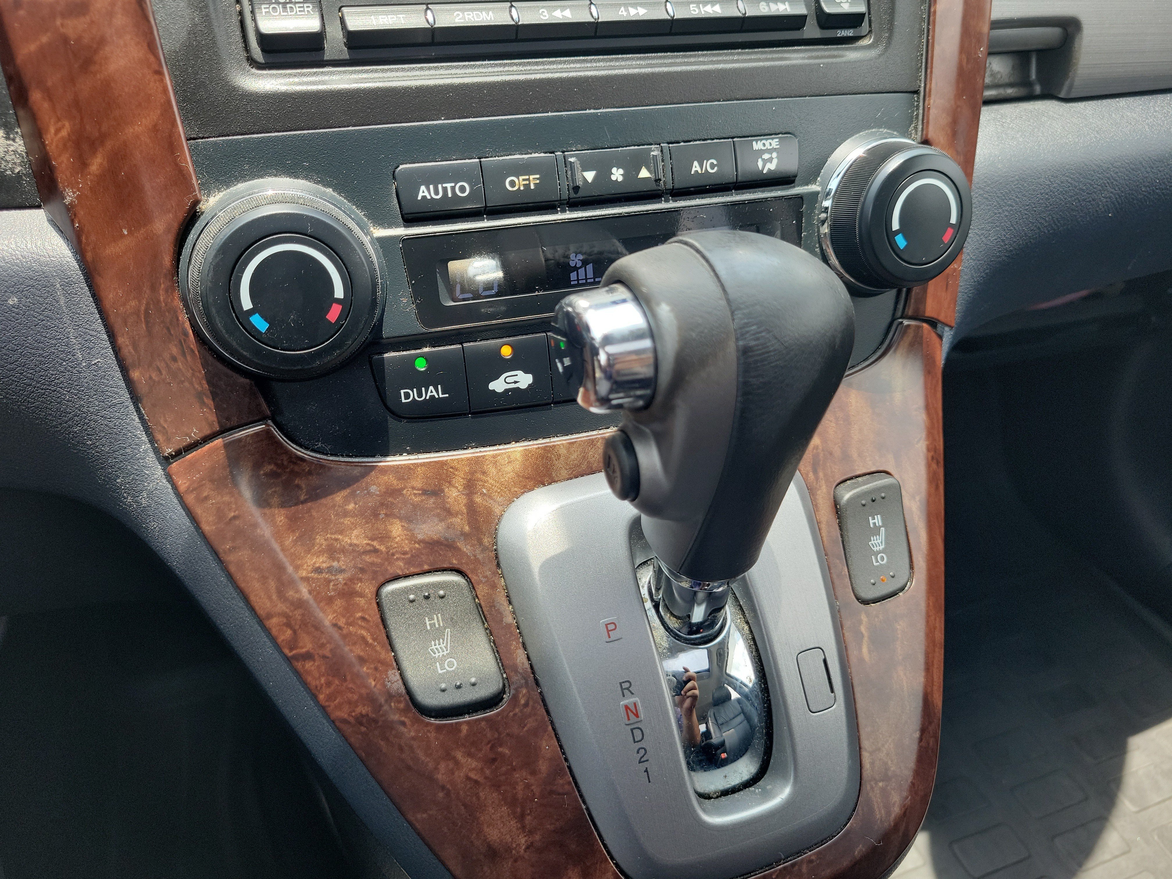 Used 2010 Gray Honda EX-L image 27
