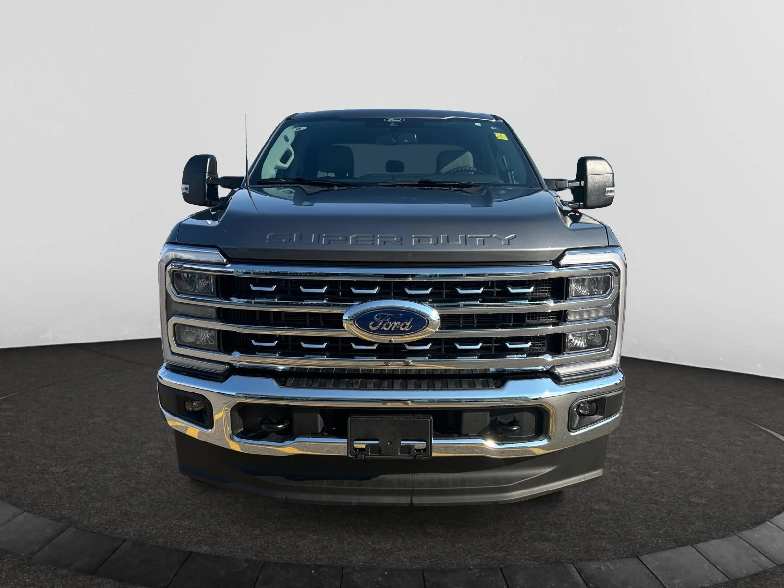 New 2026 Carbonized Grey Metallic Ford XLT image 8