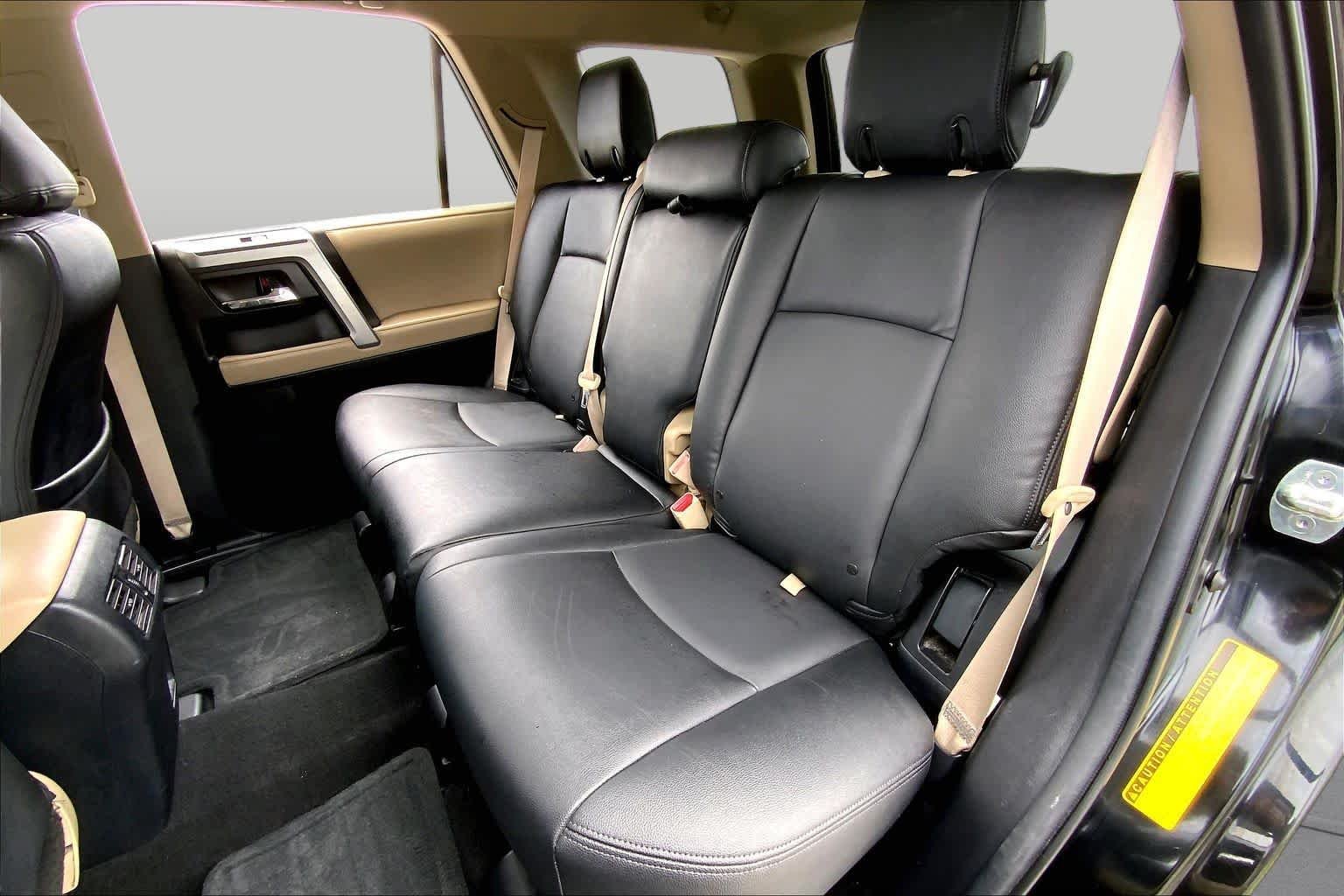 Used 2023 Midnight Black Metallic Toyota SR5 image 20