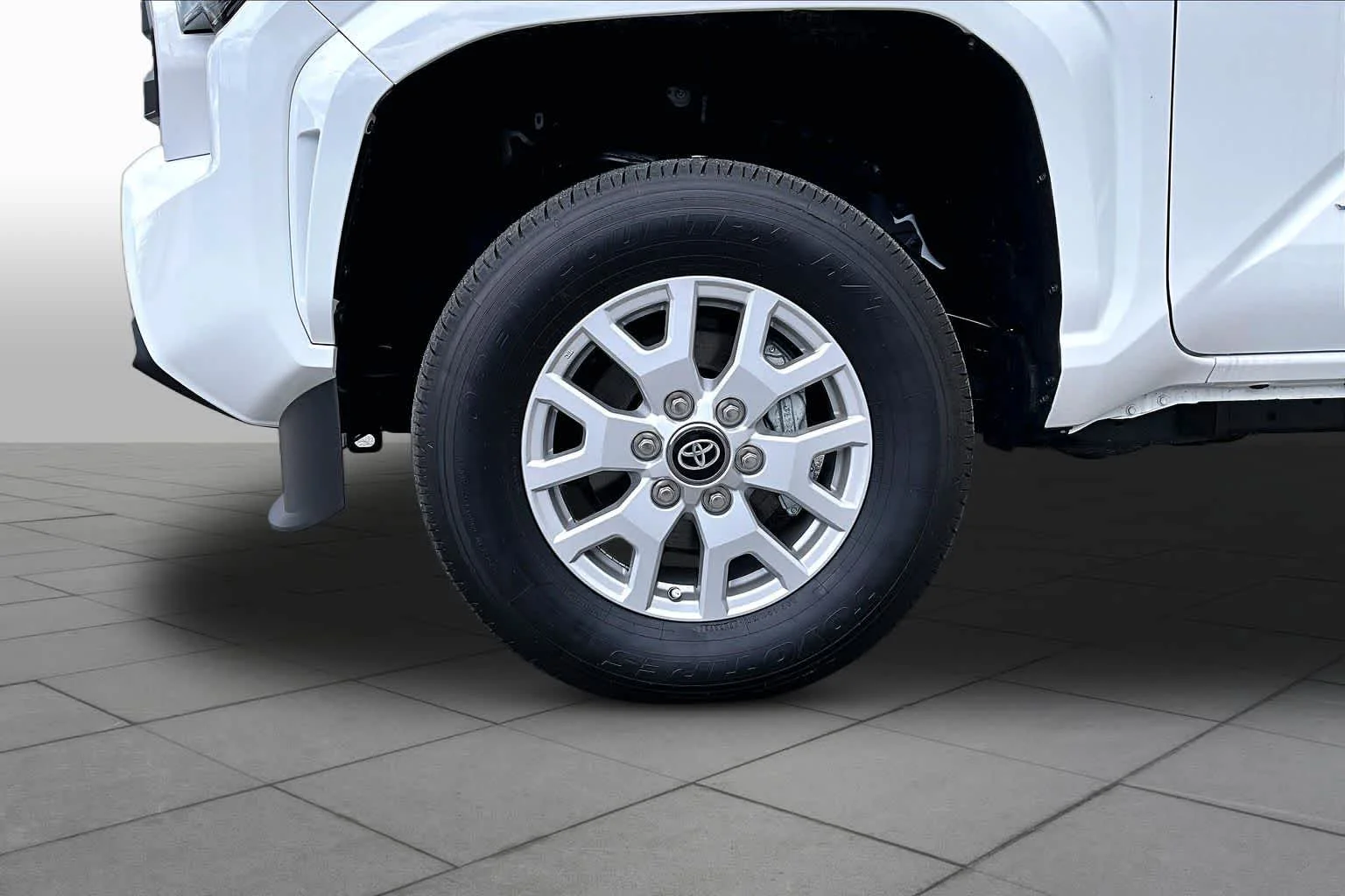 New 2026 Ice Cap Toyota  SR5 image 12