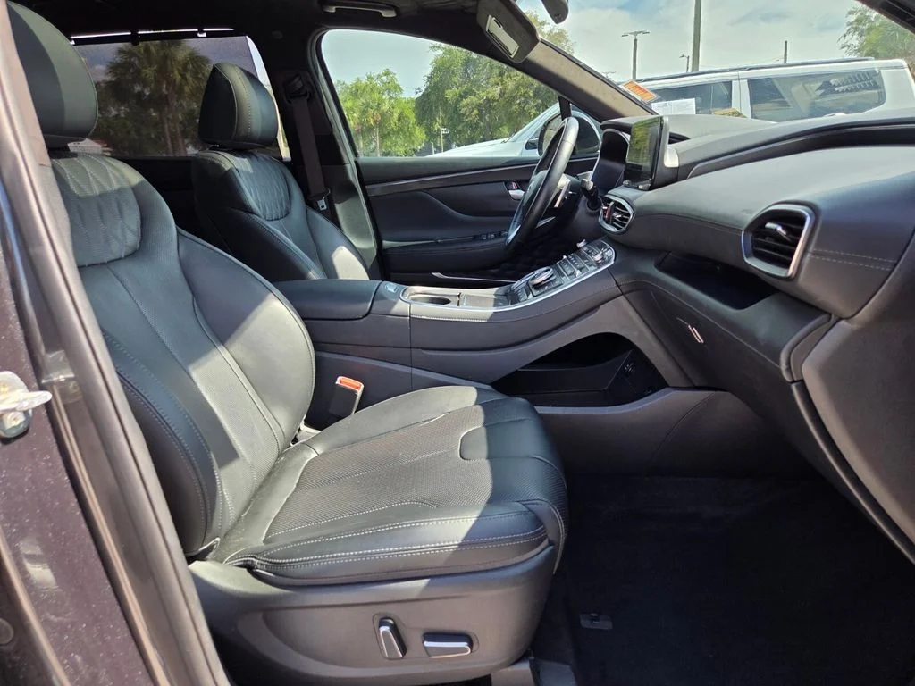 Used 2023 Gray Hyundai Calligraphy image 18