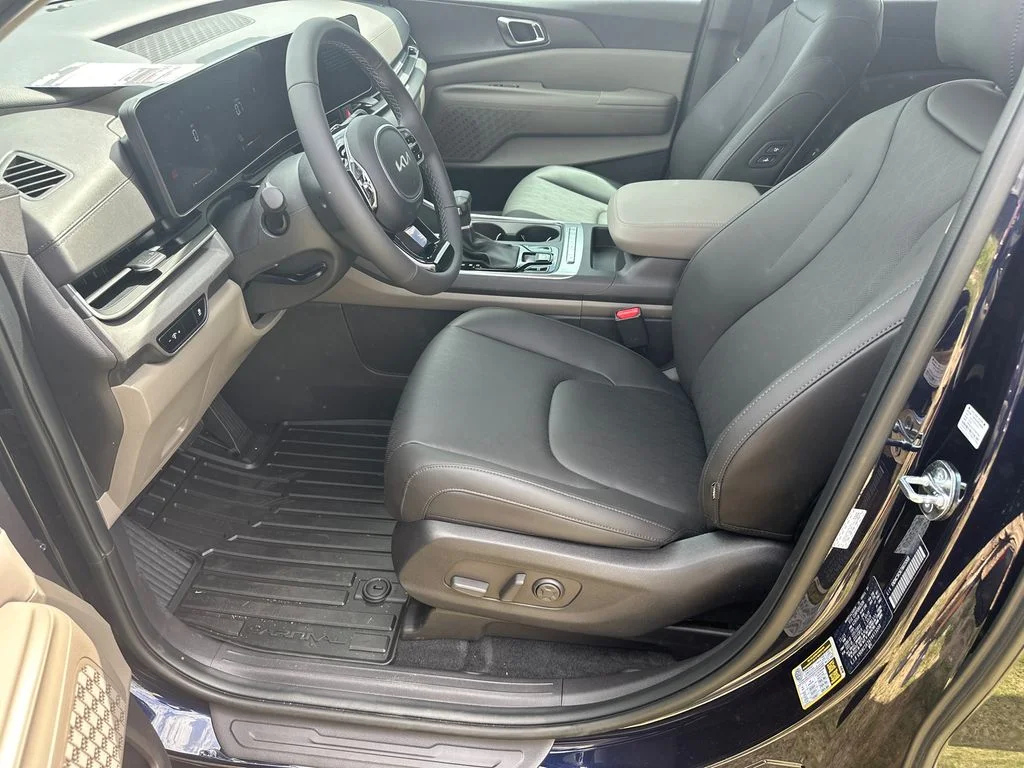 New 2026 Blue Kia EX image 9