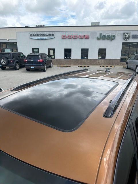 New 2026 Copper Shino Metallic Clear-Coat Exterior Paint Jeep Limited Reserve image 3