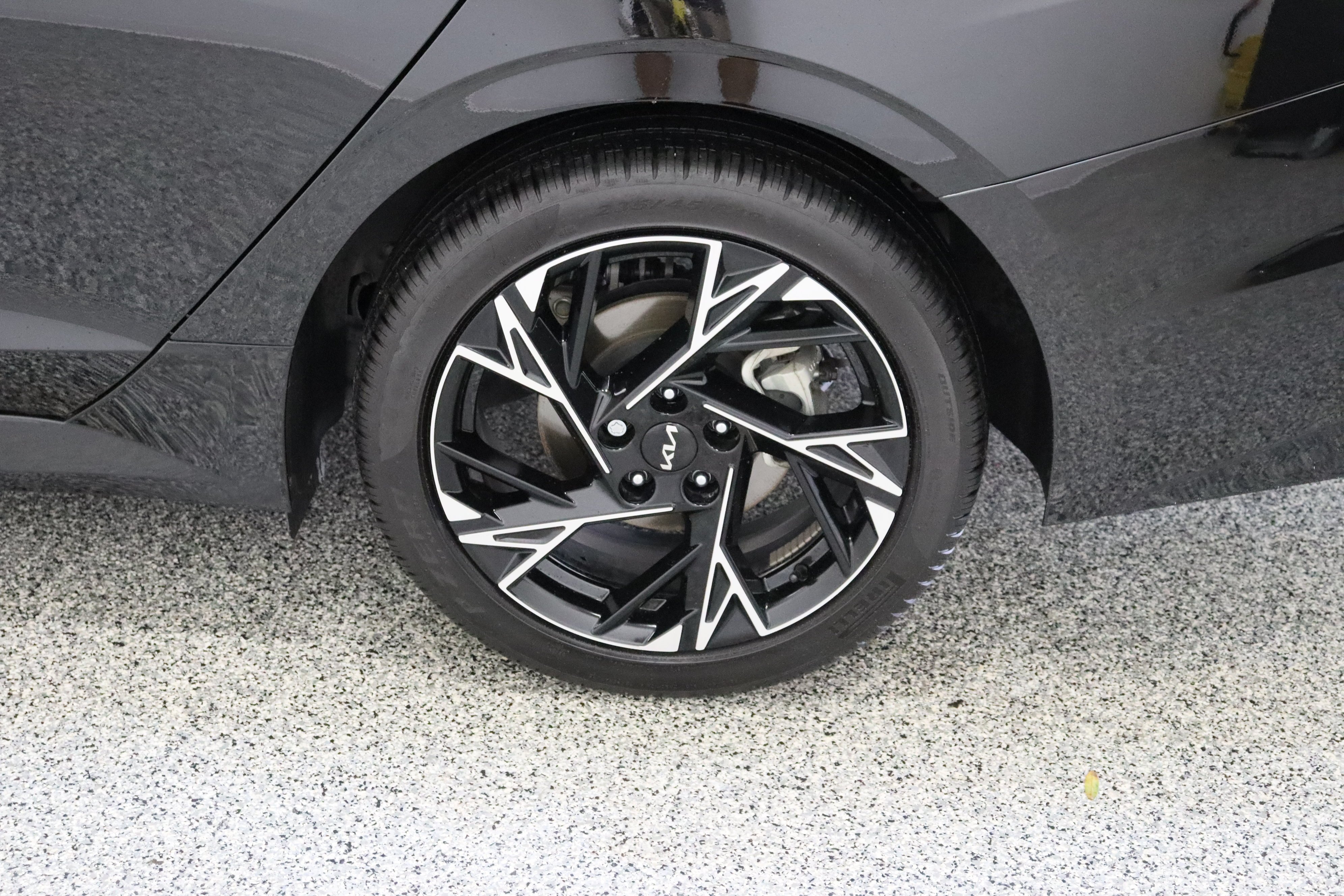Used 2026 Aurora Black Pearl Kia GT-Line 2.5L image 10