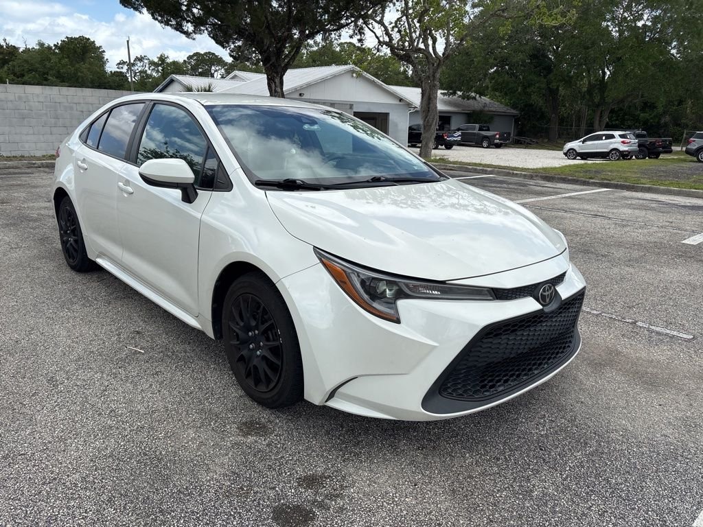 Used 2020 Toyota Corolla LE with VIN 5YFEPRAE0LP134307 for sale in Titusville, FL