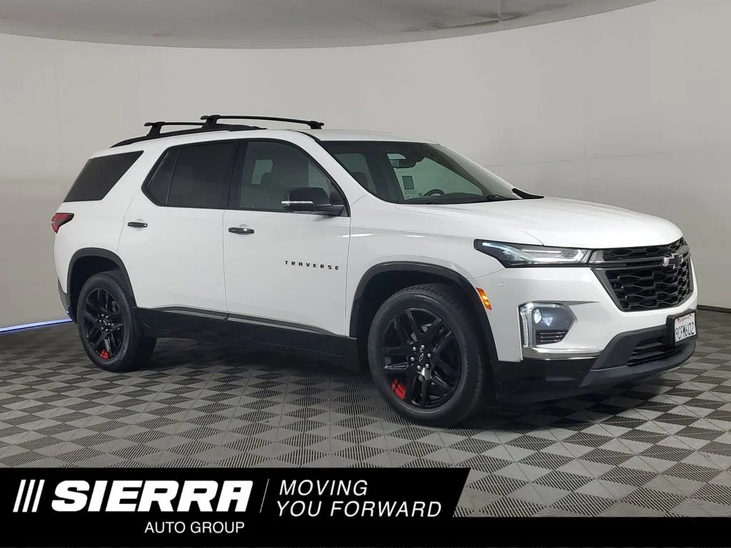 2023 Chevrolet Traverse AWD Premier's photo