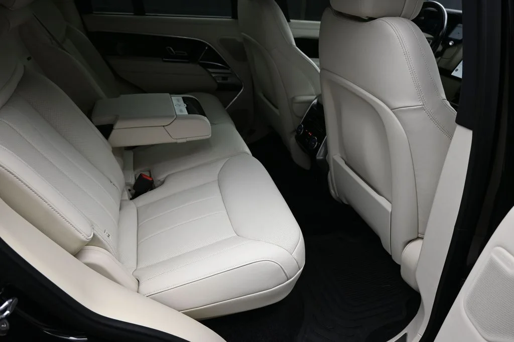 Certified Used 2024 Black Land Rover SE image 10