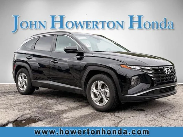 Used 2024 Black Hyundai SEL image 1