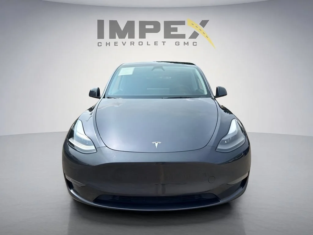 Used 2024  Tesla Long Range image 8