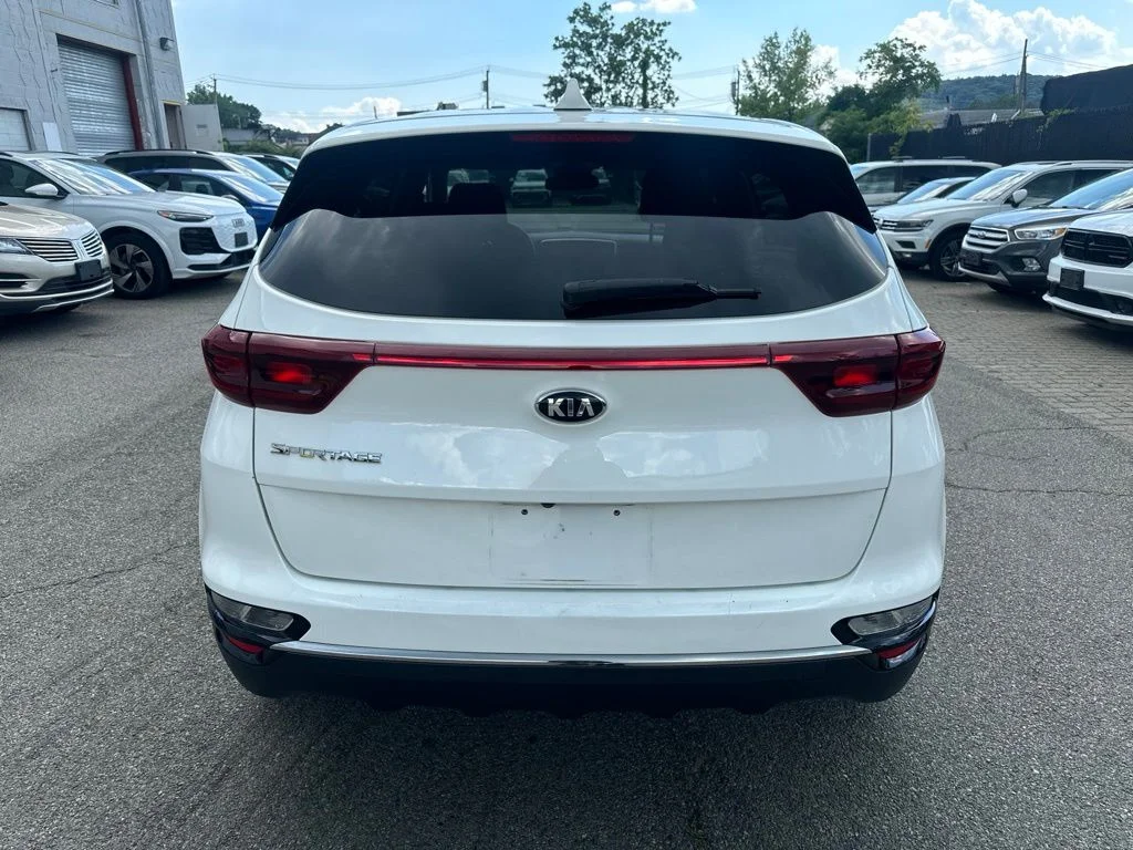 Used 2020 White Kia LX image 5