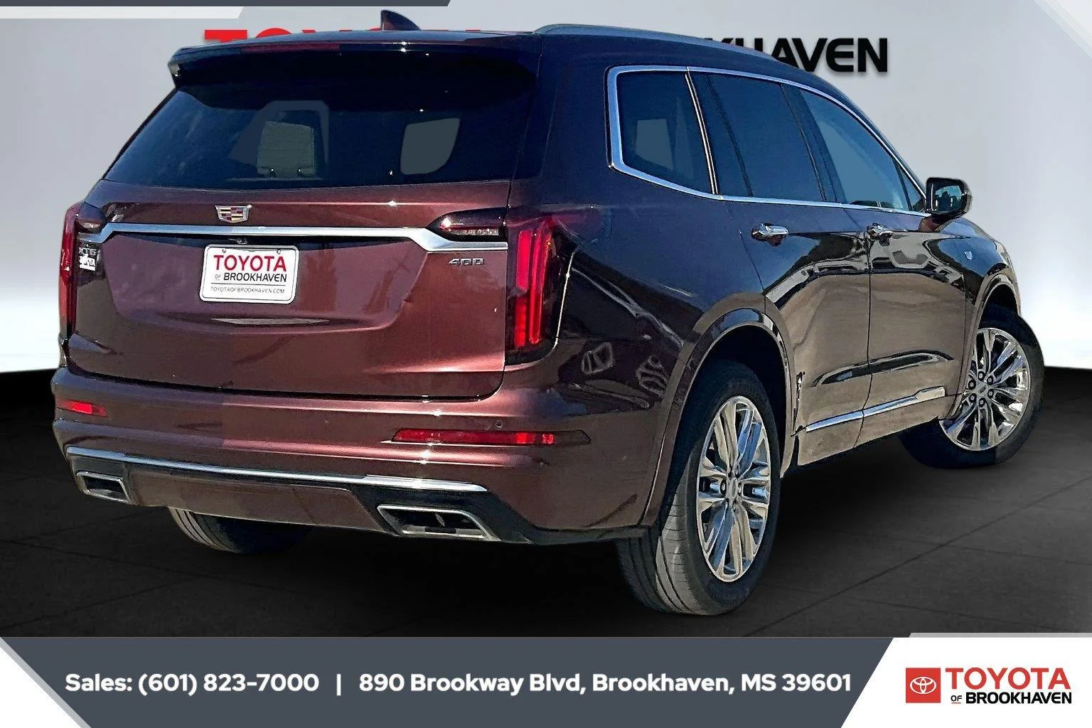 Used 2023 Radiant Red Tintcoat Cadillac FWD Premium Luxury image 11