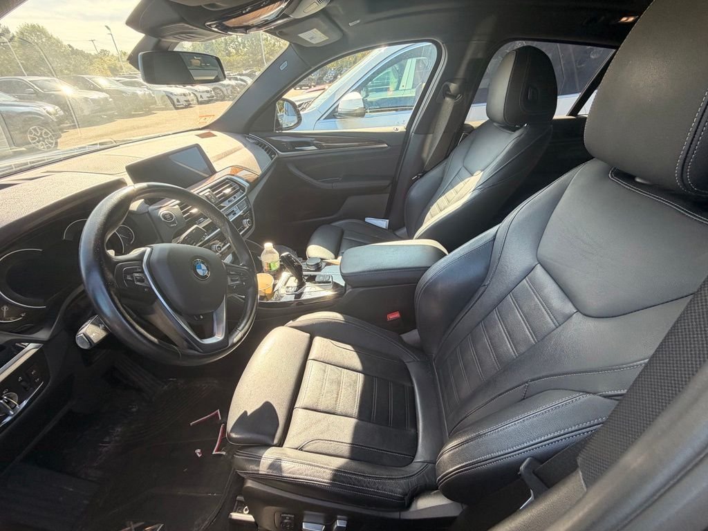 Used 2019 Black Sapphire Metallic BMW xDrive30i image 6